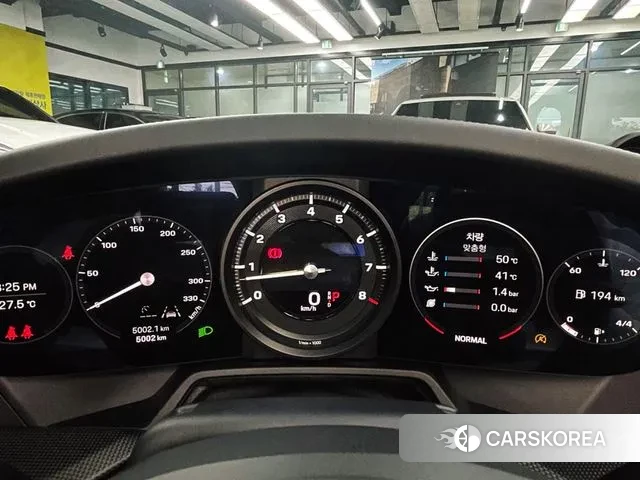 Porsche 911(992) id 3668997 из Кореи 18