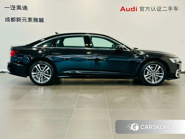 Audi A6L id 4182536 из Китая 14