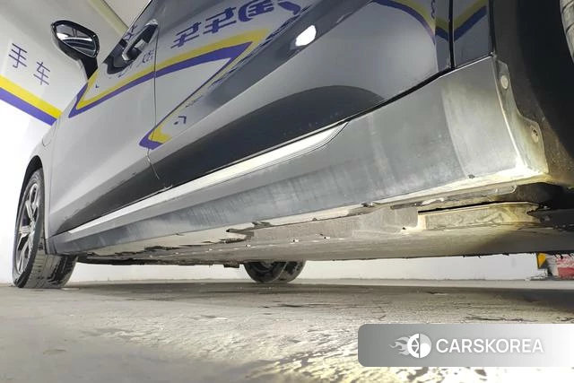 Red flag E-QM5 id 3983255 из Китая 15