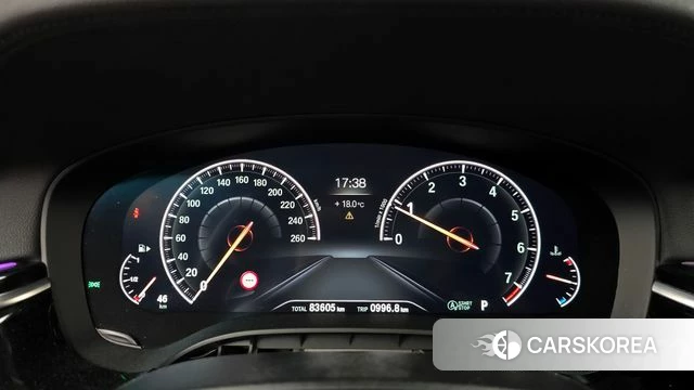BMW 5 Series (G30) id 4390115 из Кореи 29