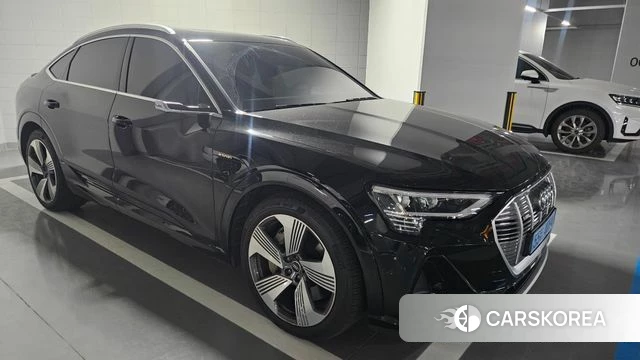 Audi e-Tron id 3839184 из Кореи 18