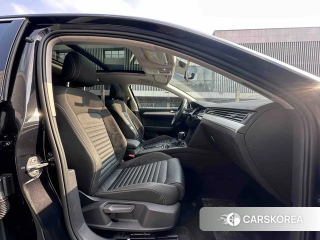 Volkswagen Magotan id 4259883 из Китая 17