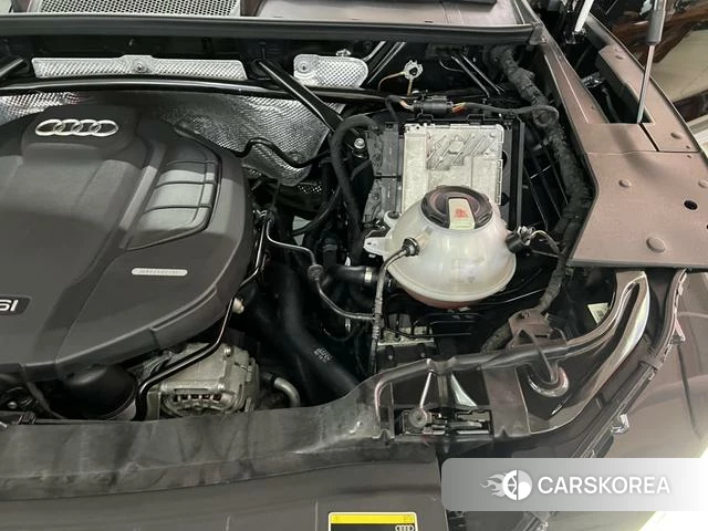 Audi Q5L id 4253770 из Китая 22