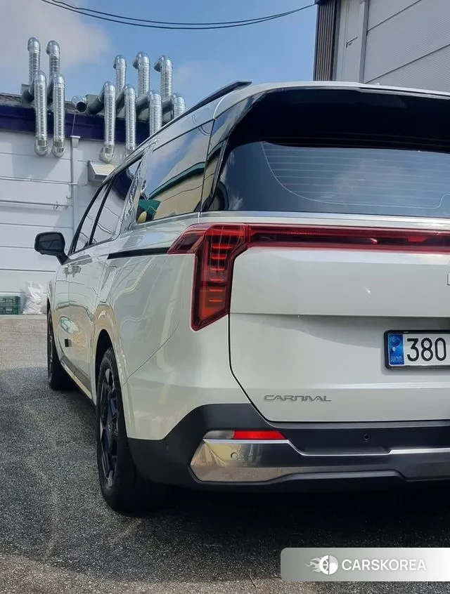 Kia The New Carnival 4th Generation id 3393989 из Кореи 18