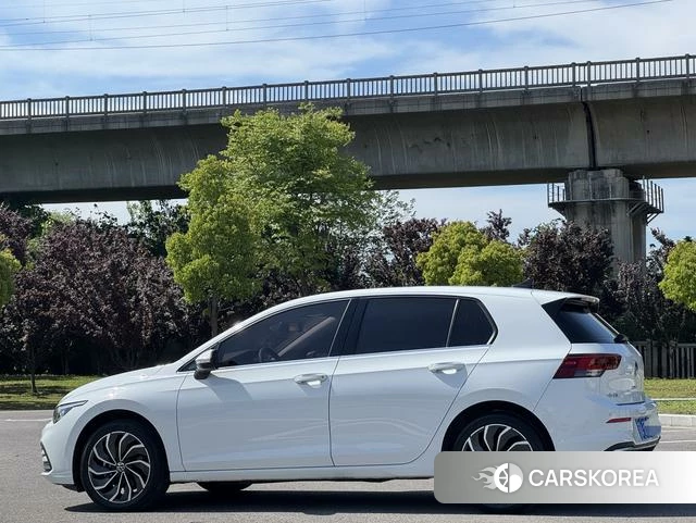 Volkswagen Golf id 4273092 из Китая 17