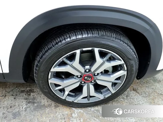 Kia Seltos id 3621508 из Кореи 18