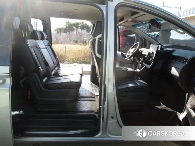 Hyundai Staria id 3453169 из Кореи 18