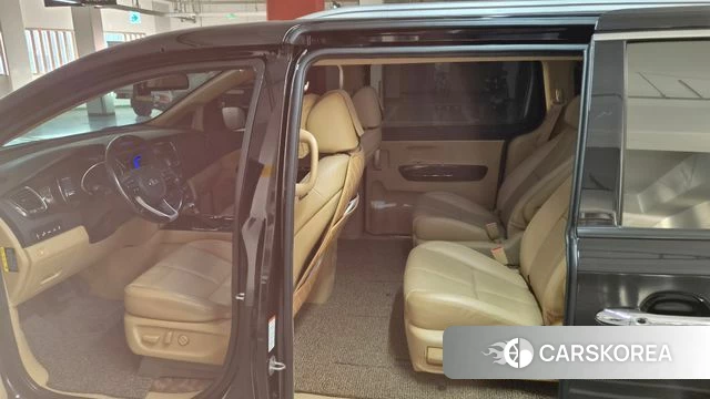 Kia The New Carnival id 4546962 из Кореи 11