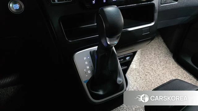 Hyundai Staria id 3811191 из Кореи 18