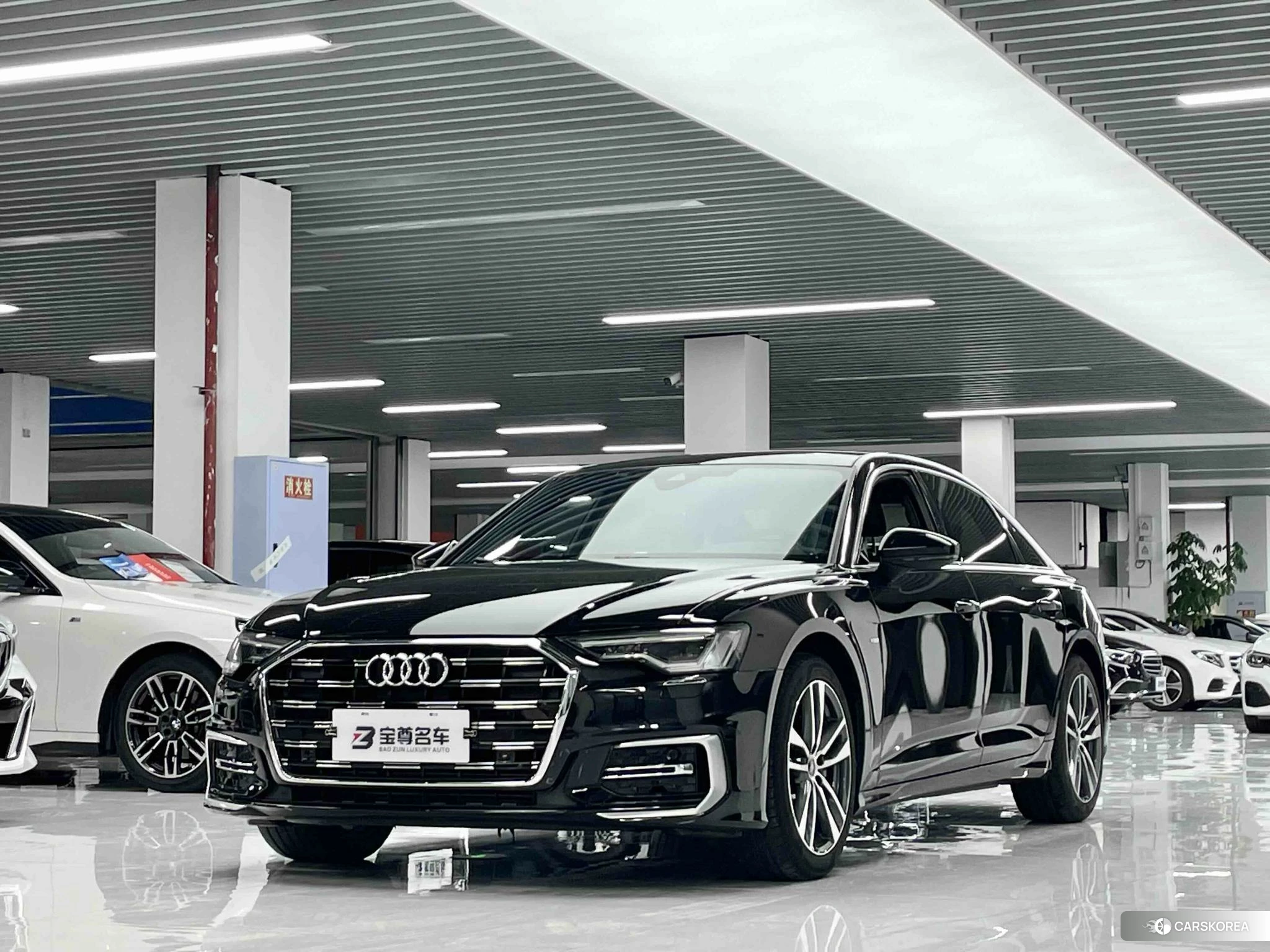 Audi A6L id 4492677 из Китая 16