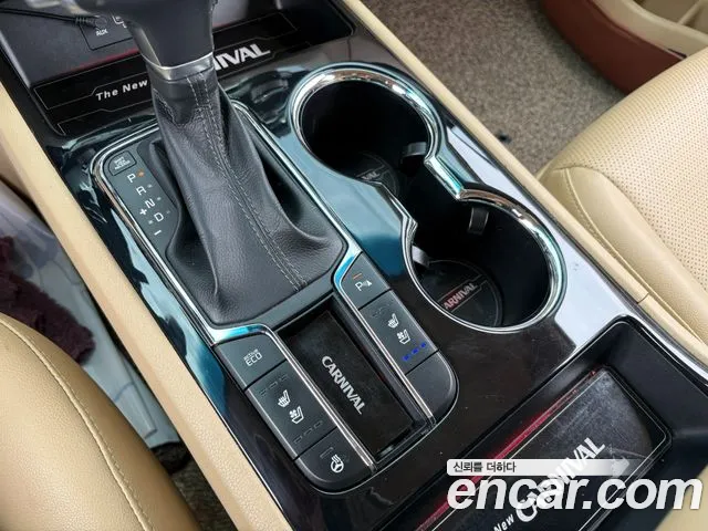 Kia The New Carnival id 2763152 из Кореи 18