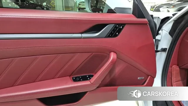 Porsche 911(992) id 3371068 из Кореи 18