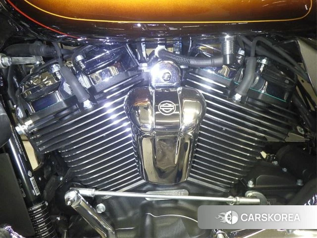 Проданный Harley-Davidson Electra Glide FLHTCUTG1870 id 3992780 из Японии, фото 21
