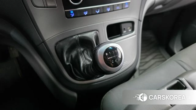Hyundai The New Grand Starex id 4894732 из Кореи 29
