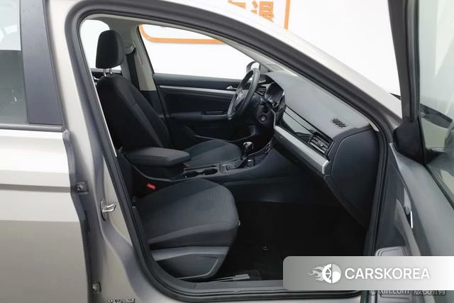 Volkswagen Bora id 4210717 из Китая 22