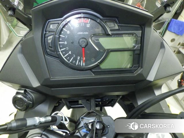 Suzuki V-STROM 650 XT id 3947201 из Японии 32