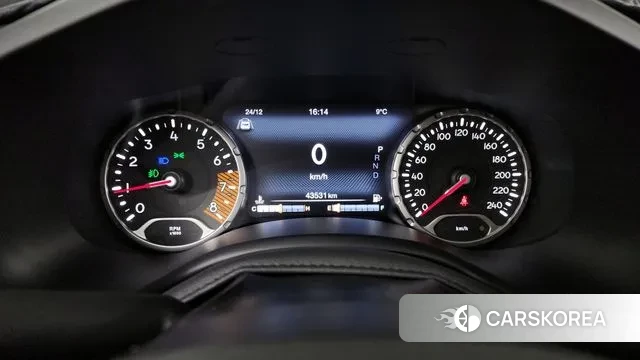 Jeep Renegade id 3513614 из Кореи 18