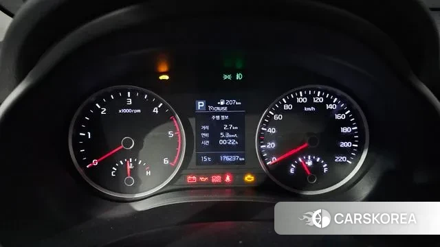 Kia Stonic id 3737125 из Кореи 18