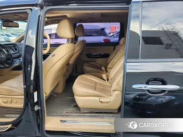 Kia The New Carnival id 2965847 из Кореи 18