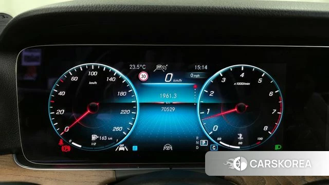 Mercedes-Benz E-Class W213 id 4360518 из Кореи 31