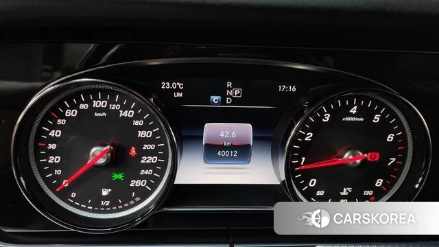 Mercedes-Benz E-Class W213 id 4317524 из Кореи 34