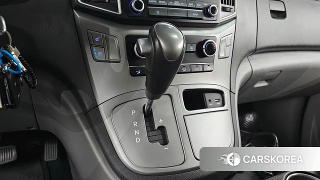 Hyundai The New Grand Starex id 4435715 из Кореи 29