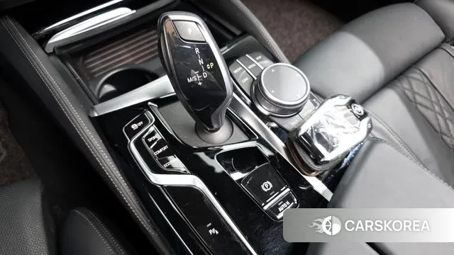 BMW 5 Series (G30) id 3581854 из Кореи 18