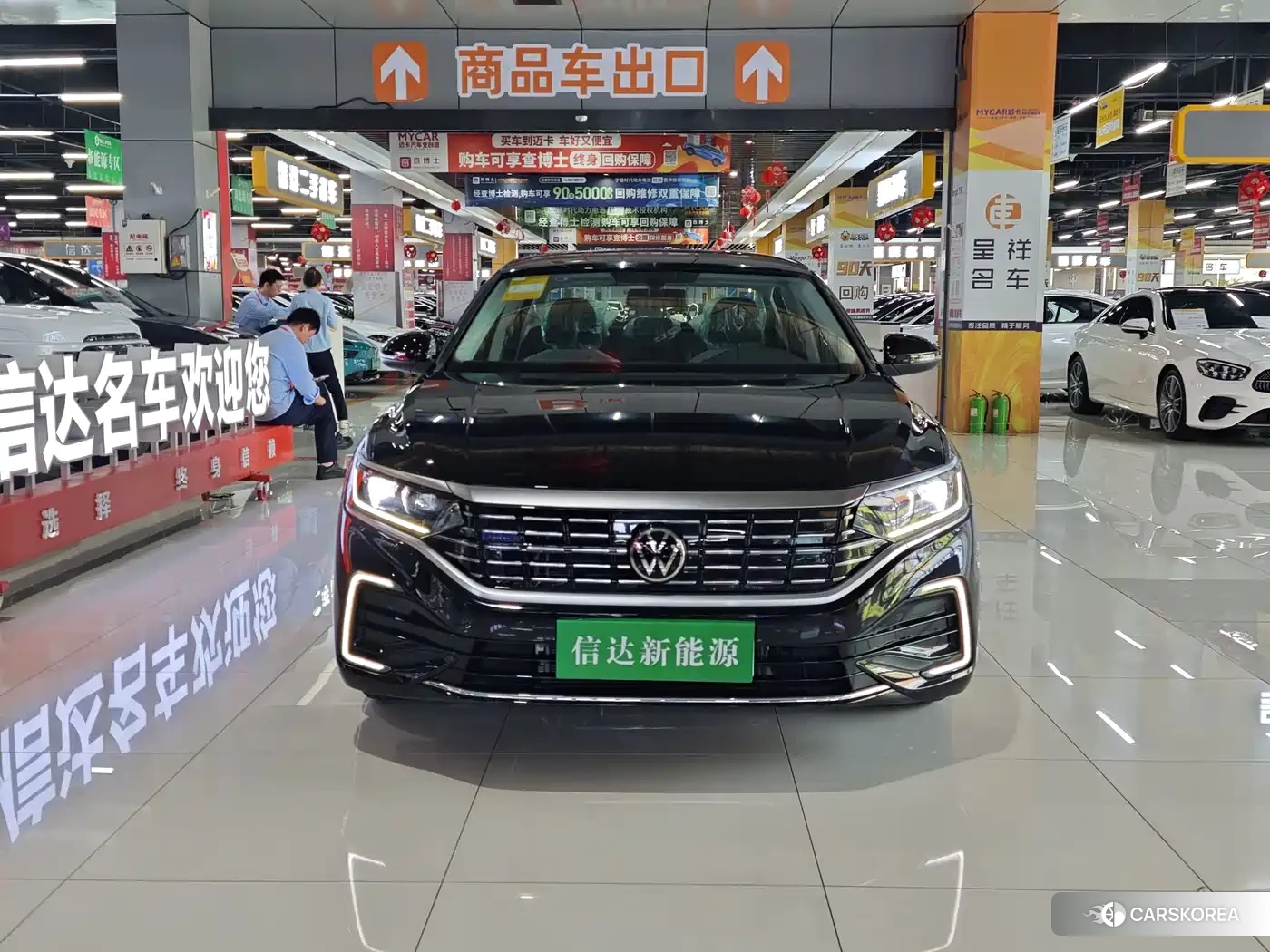 Volkswagen Passat id 4606901 из Китая 17