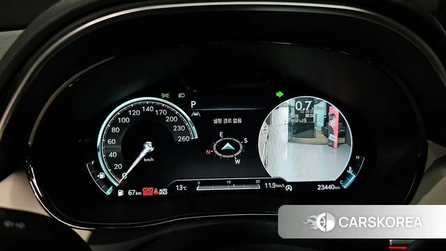 Genesis GV70 id 3832198 из Кореи 18