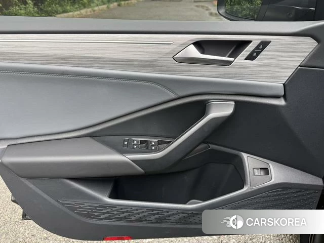 Volkswagen Sagitar id 4335996 из Китая 18