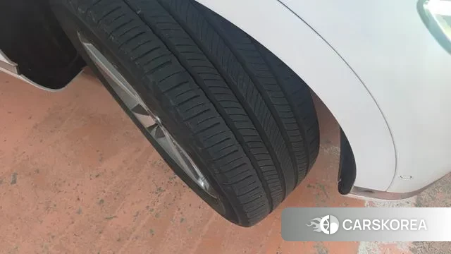 Genesis GV80 id 3041402 из Кореи 18