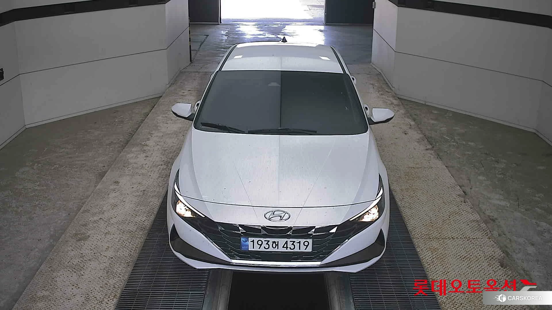 Hyundai Avante id 4289509 из Кореи 36