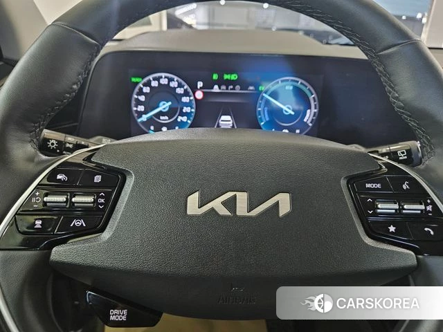 Kia Di Ol Nu Niro id 4665675 из Кореи 18
