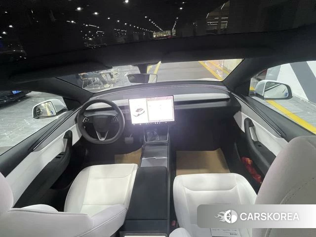 Tesla Model Y id 3920296 из Китая 11