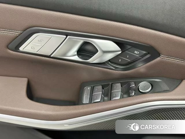 BMW 3 series id 4314718 из Китая 14