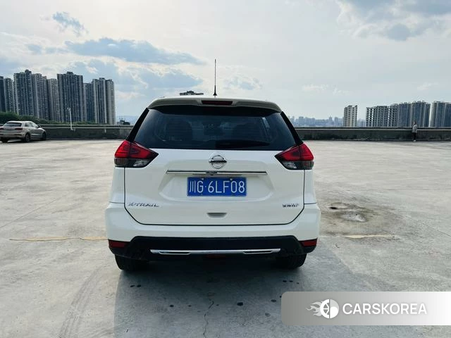 Nissan Qijun id 4262105 из Китая 15