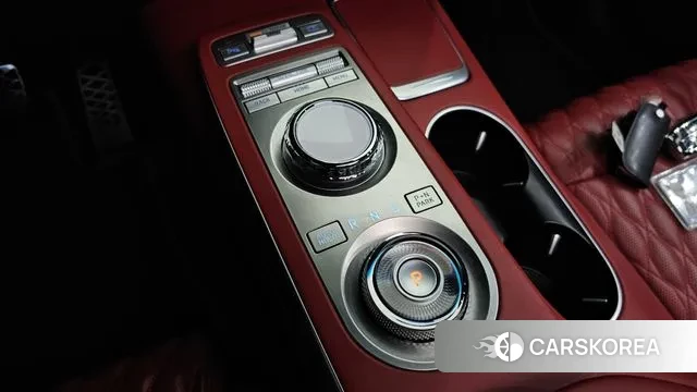 Genesis GV70 id 3759938 из Кореи 18