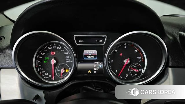 Mercedes-Benz GLE - Class W166 id 4232968 из Кореи 18