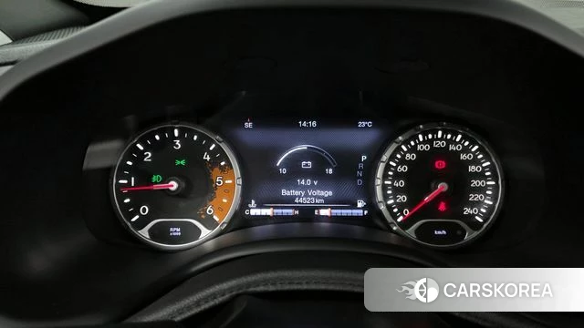 Jeep Renegade id 4345476 из Кореи 30