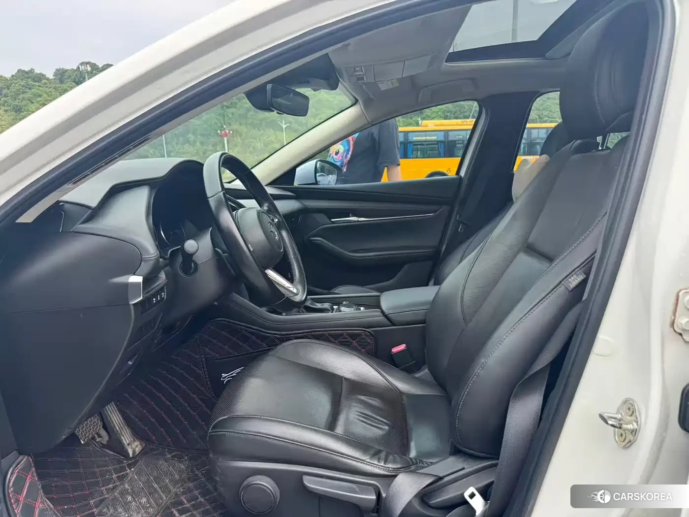 Mazda 3 id 4600635 из Китая 16