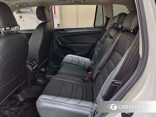 Volkswagen Tiguan L id 4274267 из Китая 8