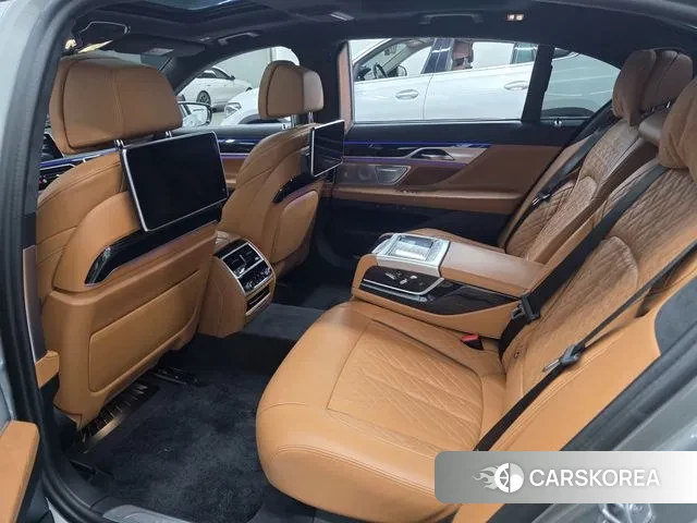 BMW 7 Series (G11) id 3416238 из Кореи 8