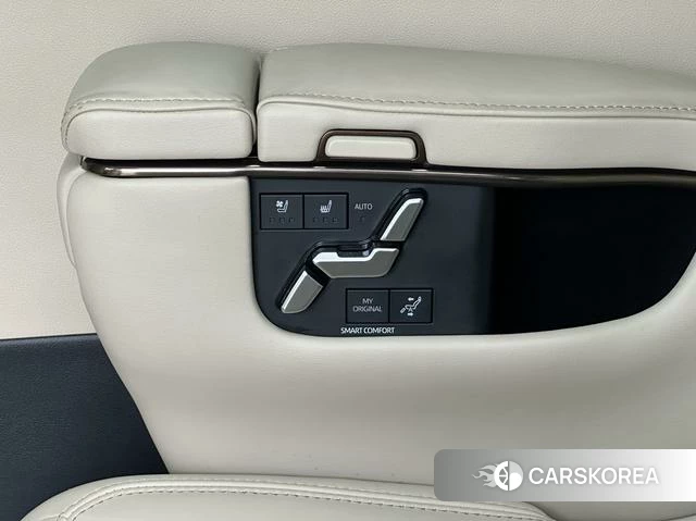 Toyota Elfa id 4314816 из Китая 27