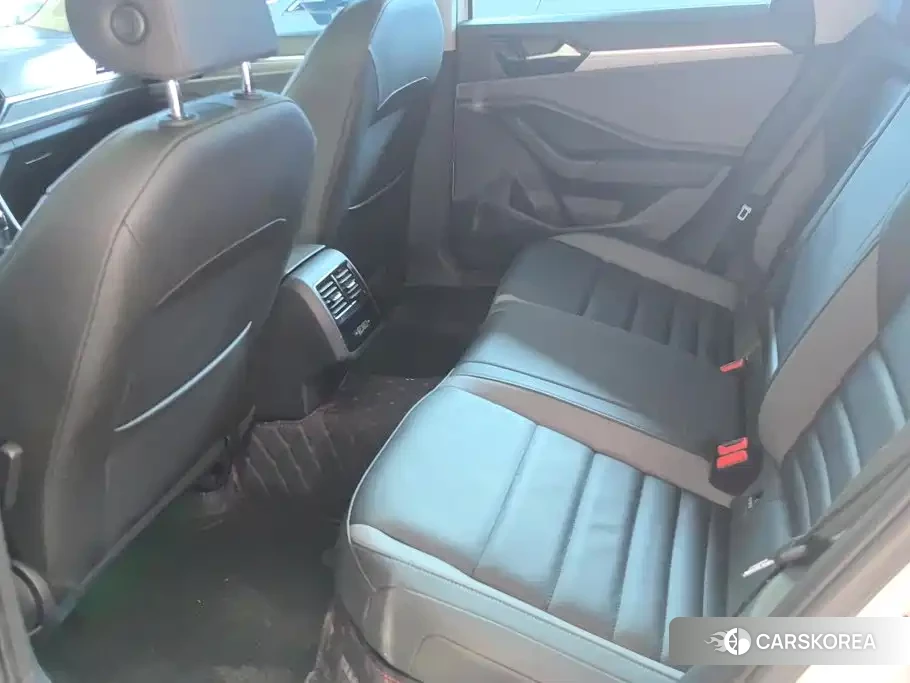 Volkswagen Sagitar id 4600776 из Китая 14