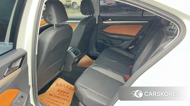 Volkswagen Bora id 4348715 из Китая 17