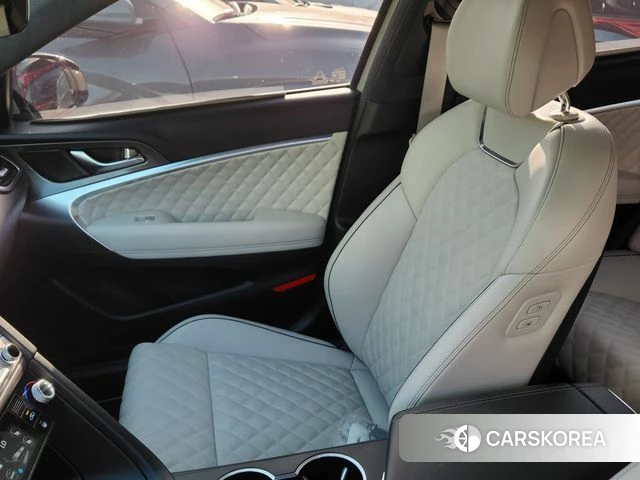 Genesis The New G70 id 3952688 из Кореи 18