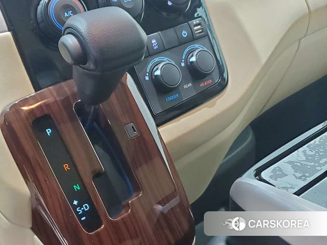 Toyota Hiace id 4261862 из Китая 12