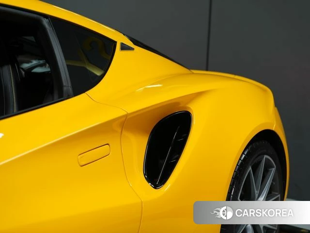 Lotus Emira id 4724086 из Кореи 18