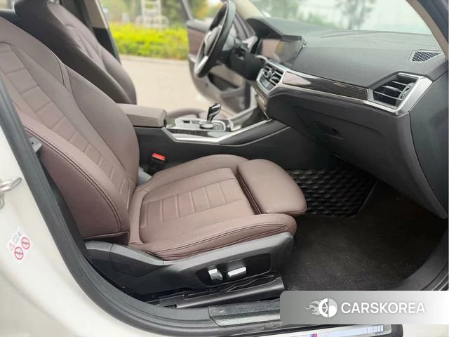 BMW 3 series id 4301682 из Китая 8
