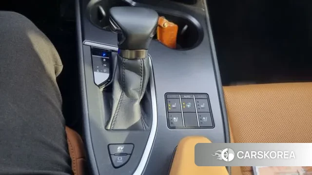 Lexus UX250h id 3620325 из Кореи 12